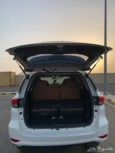 للبيع سيارة فورشينر 2020 0