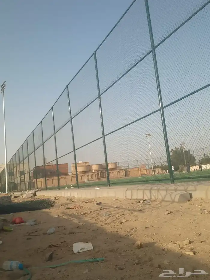مقاول شبوك زراعيه شبوك مزارع شبوك ملاعب ومظلات السيارات وال 9