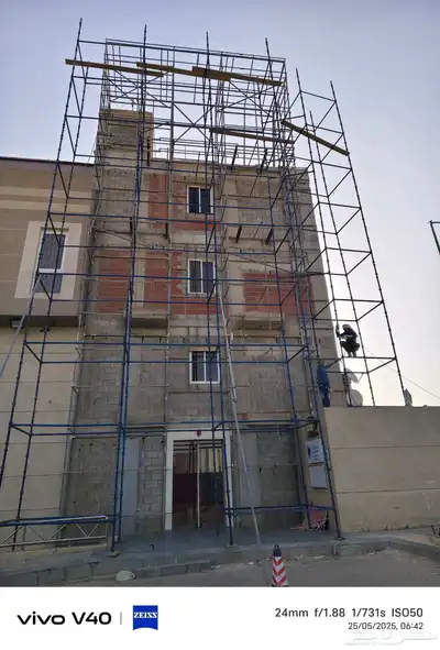 سقالات وشدات معدنيه 9