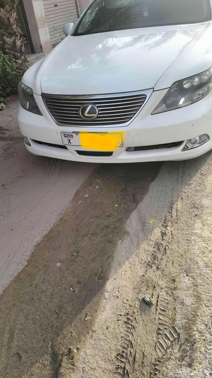 لكزس 460 لارج خليجي عليها سوم عشرين 5