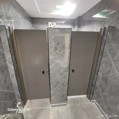 قواطع حمامات الفينوليك 0