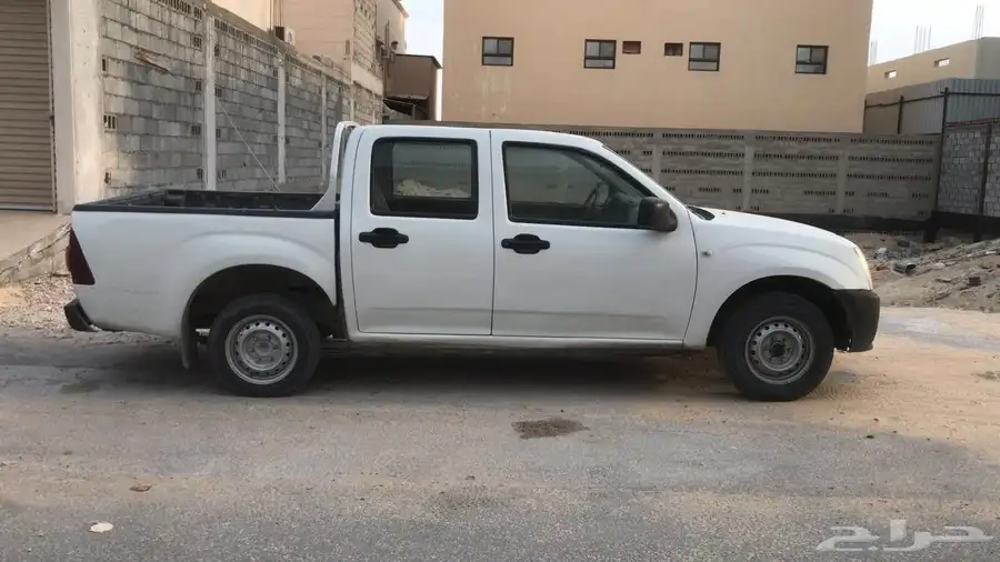 ايسوزو 2010 بنزين 2