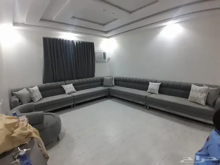 مفروشات الرياض  تفصيل جميع انواع الكنب والجلسات الارضي والس 2