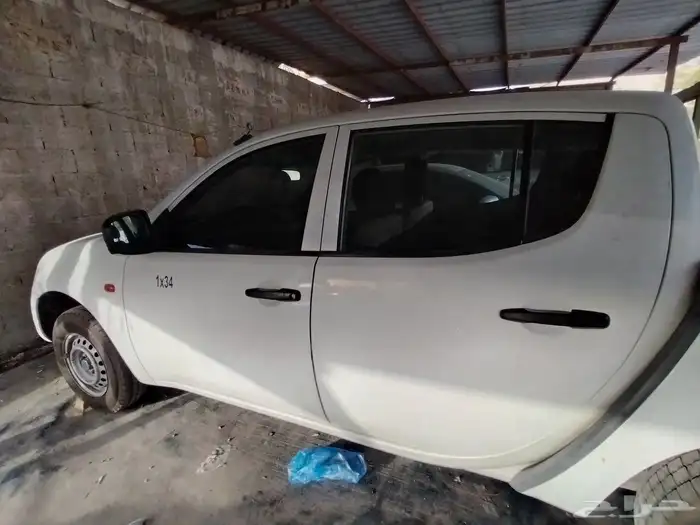 ميتسوبيشي 2008L200 5