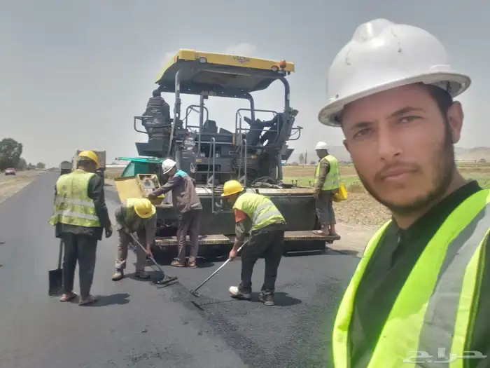 مهندس مدني خبرة 6 سنوات عندي شهادة الهيئة السعودية للمهندسين 9