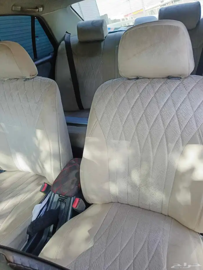 Mazda 626 model 1999 6