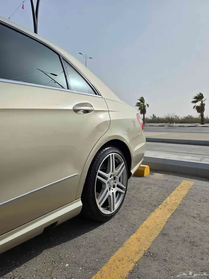 مرسيدس E300 2012 9