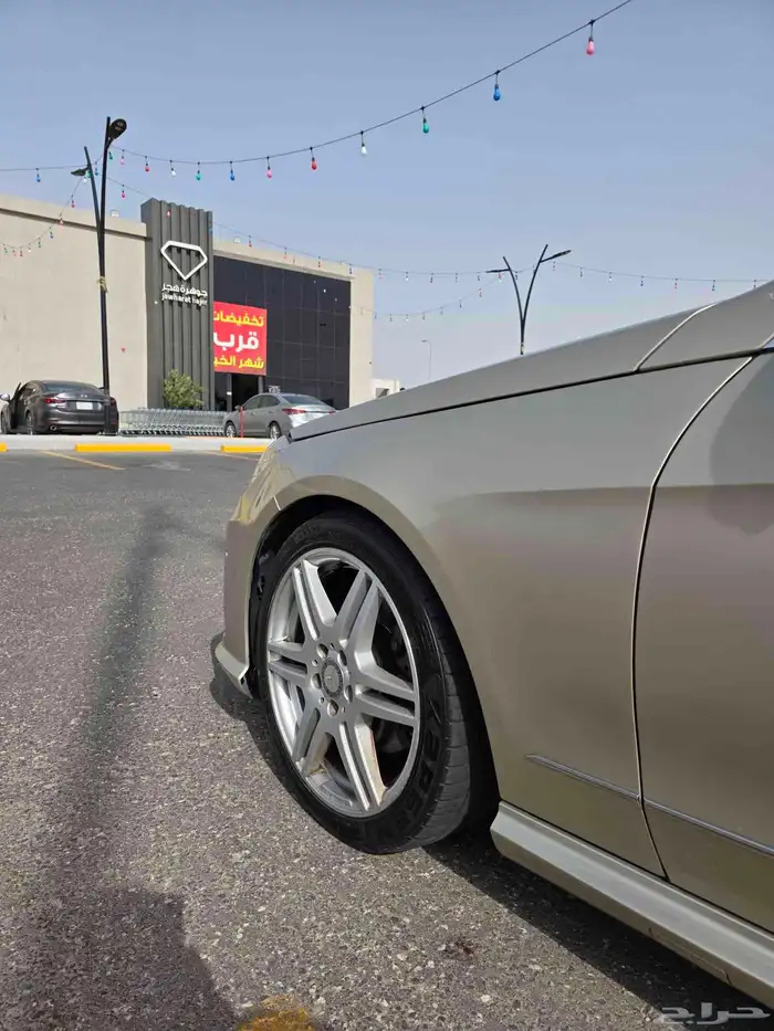 مرسيدس E300 2012 8