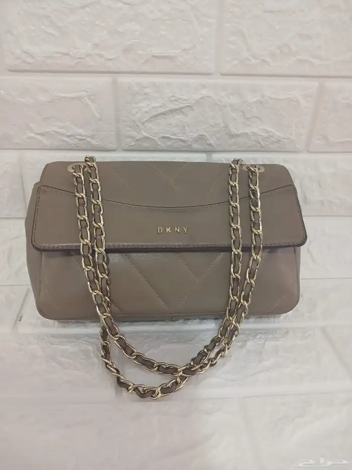 شنط ماركة دكنى dkny اصلى 28