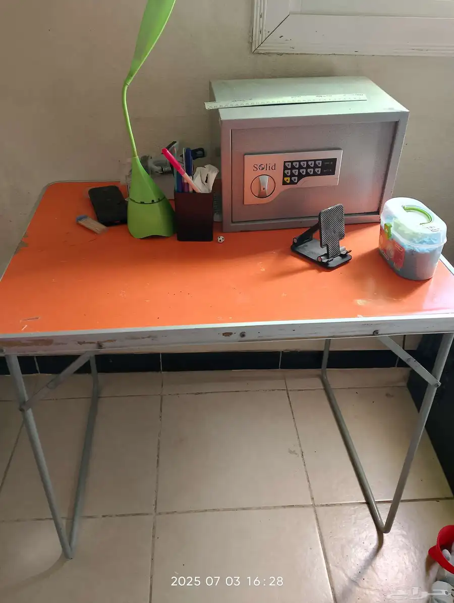 اغراض للبيع 1