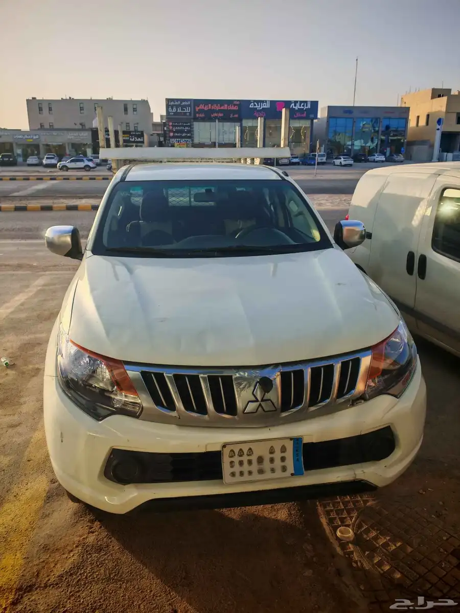 سيارة ميتسوبيشي L200 موديل 2018 بيكب غمارتين دبل للبيع 1