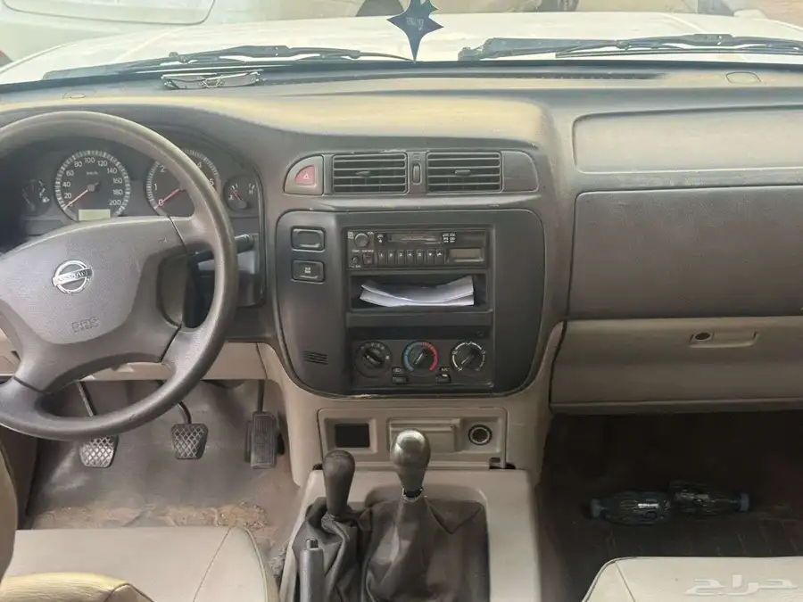 نيسان جيب 2003 1