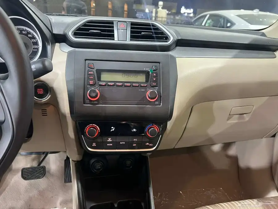 سوزوكي ديزاير GLX 2025 4
