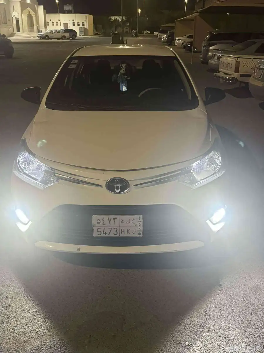 ياريس 2015 5