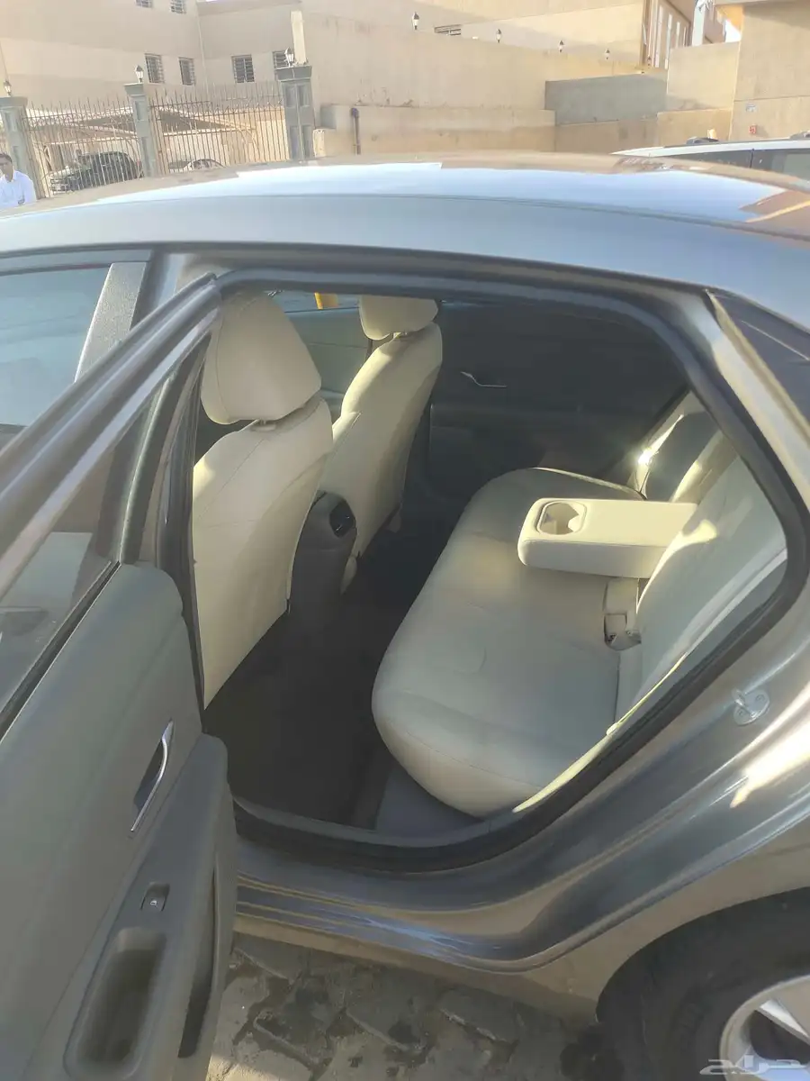 Hyundai Elantra 2022 available for sale 1