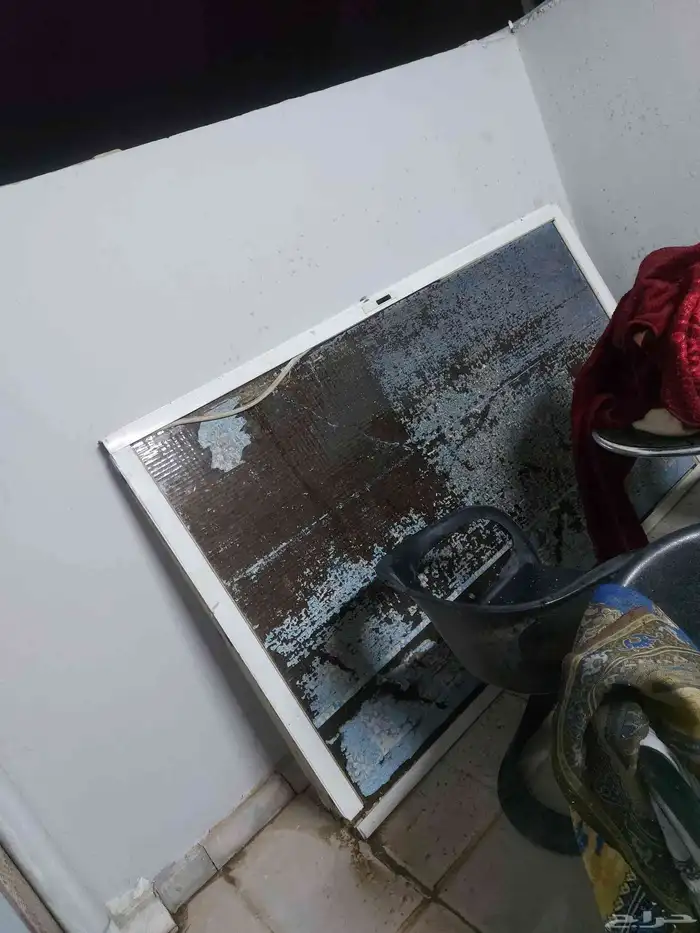 باب عزاز المنيوم مكسور القزاز مين ياخذه 0