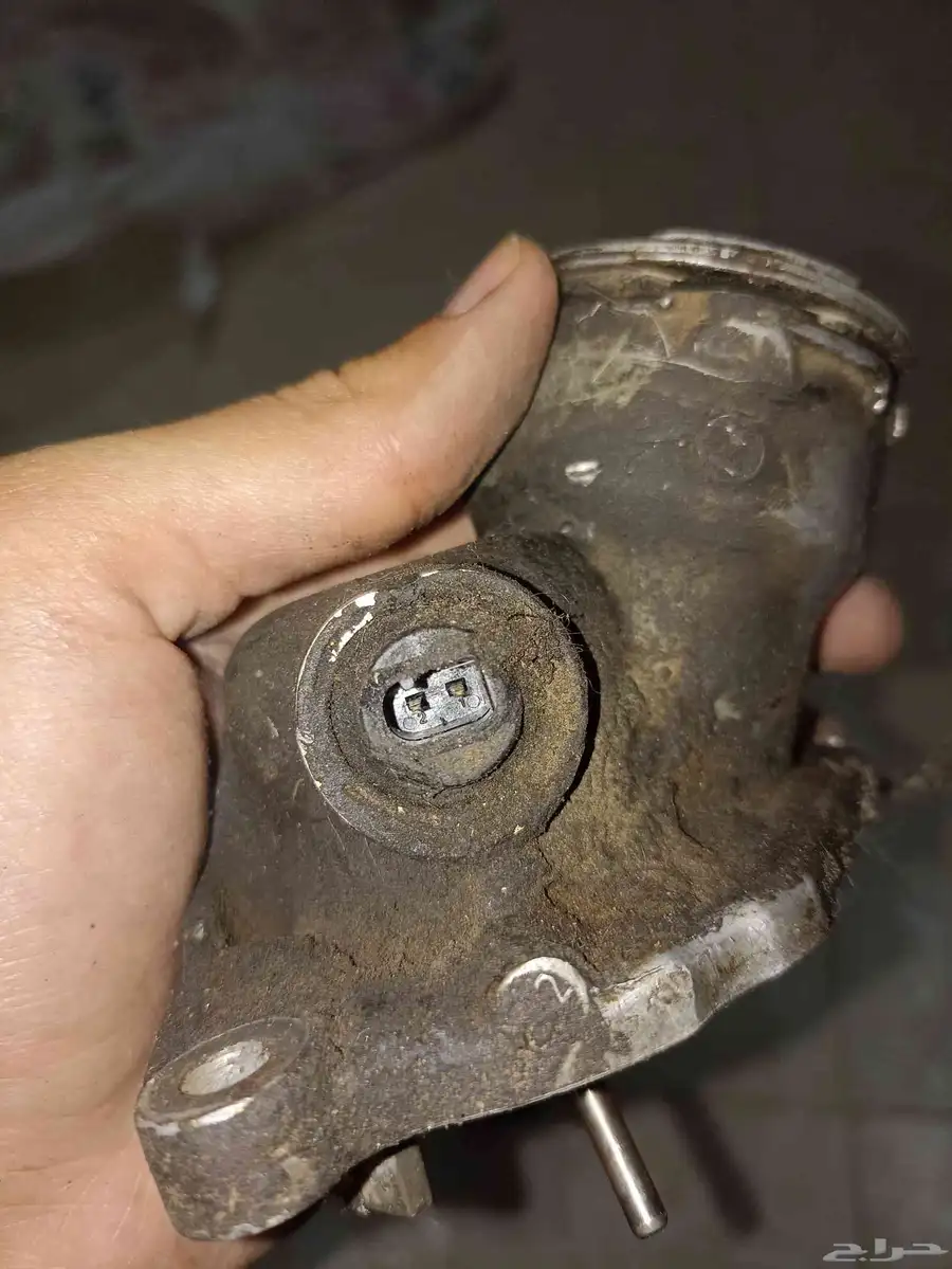 قطع غيار مرسيدس بنز اصليه مستعمله للبيع 30