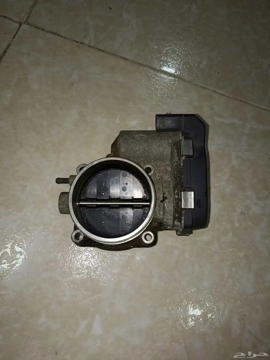 قطع غيار مرسيدس بنز اصليه مستعمله للبيع 0