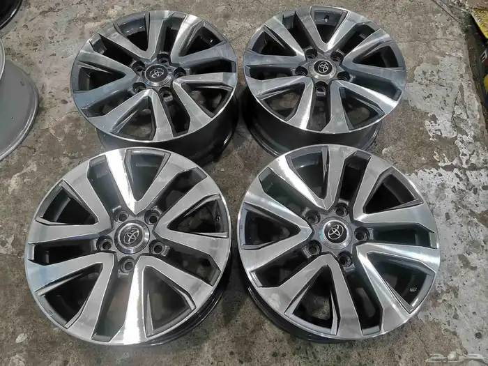 جنوط لندكرورز مقاس 20 اصلي 2