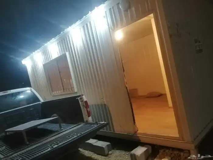 للبيع بركس صندقه 4 في 6 نظيفه 0