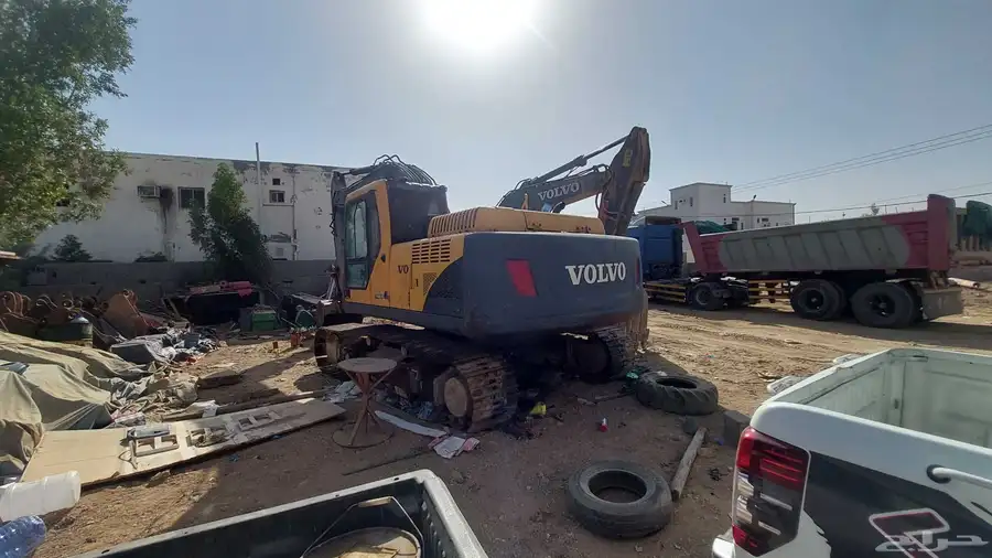 volvo excavator 210 1