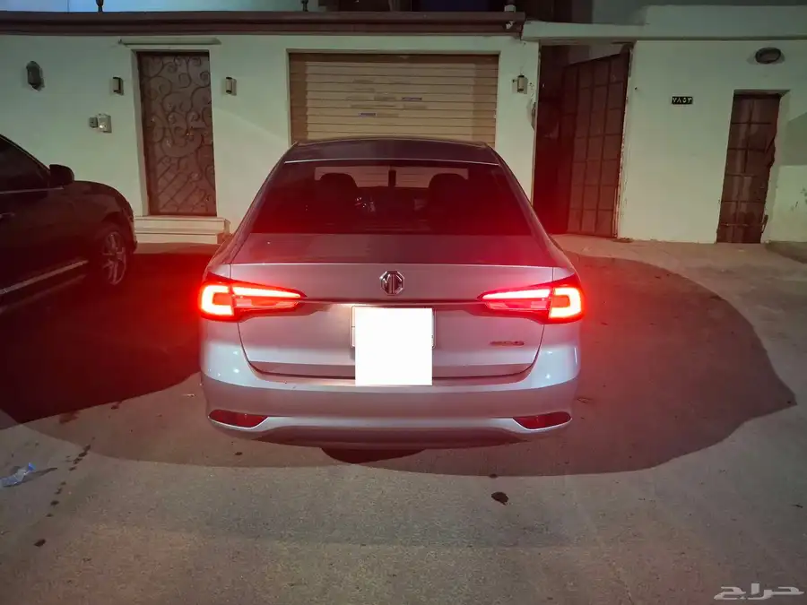 ام جي 5 2023 4