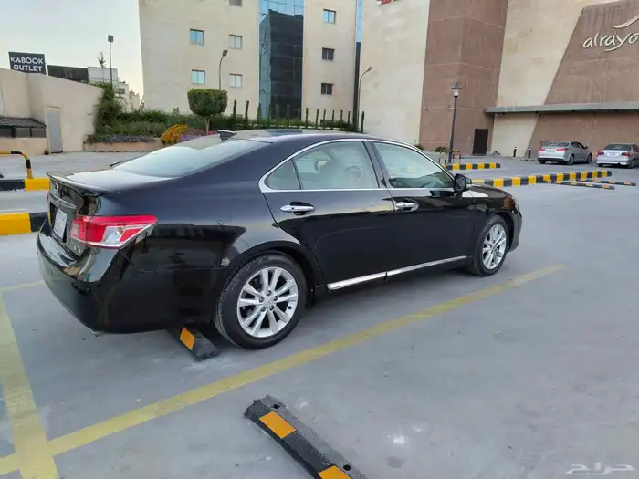 لكزس ES350 للبيع او البدل بسيارة رياضية 2