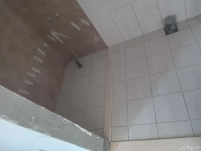 معلم سراميك ورخام جدران وارضيه 0