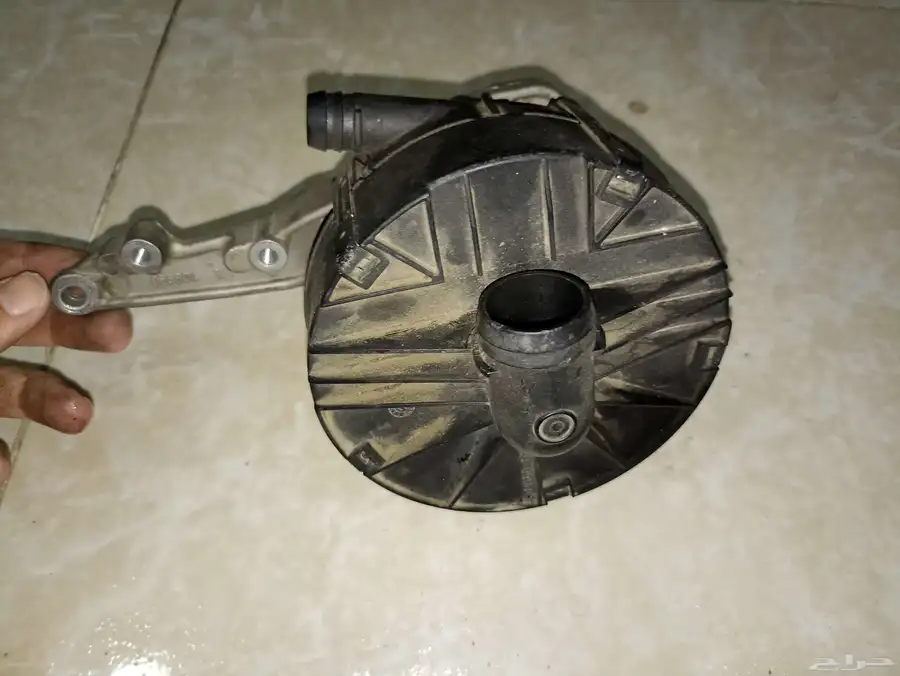 قطع غيار مرسيدس بنز اصليه مستعمله للبيع 12
