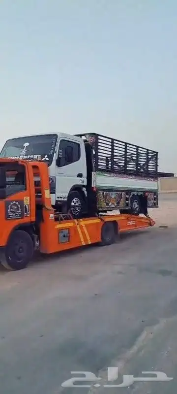 سطح  المدين  المنور  للنقل سيارات داخل و خارج 0