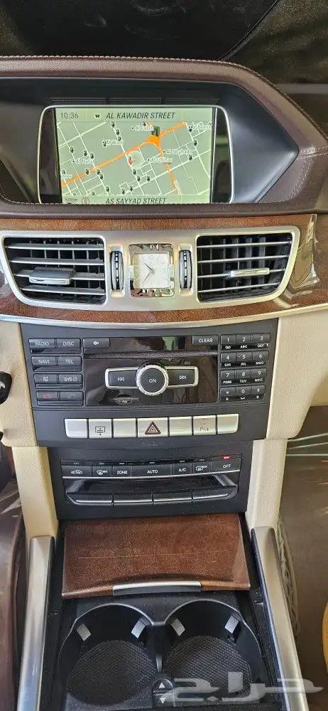 للبيع مرسيدس E300 لون مميز وجميل جدا 7