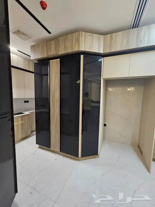 منجز الوعد للديكور و المطابخ خشبية والخزائن 0