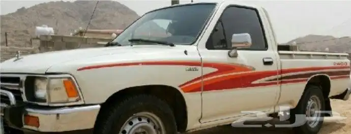 هايلوكس 92 اللون ابيض مجدد ومفحوص للبيع حاله البدي وكاله 0