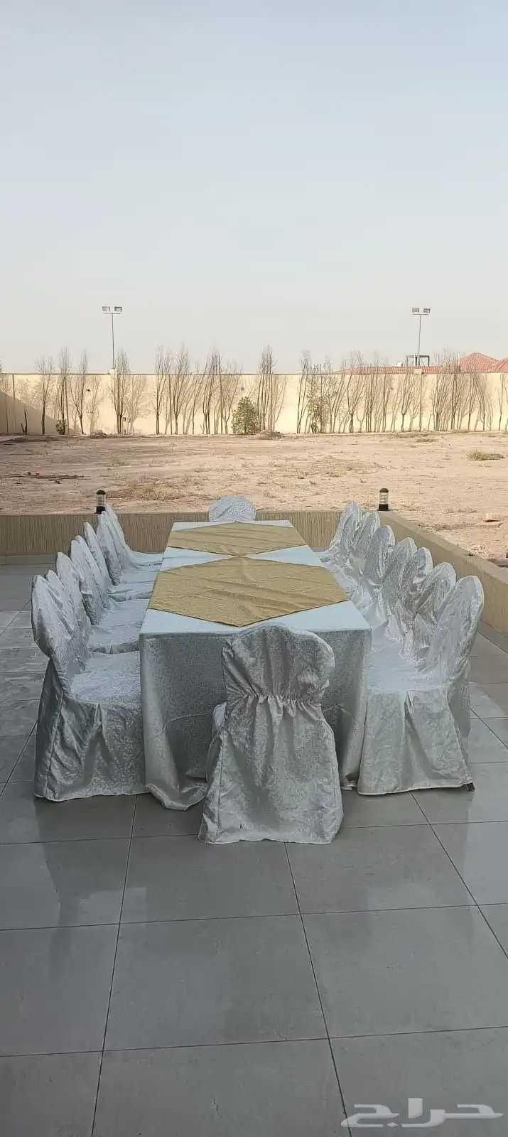 تاجير كنب مخمل كنب ثلاثي سفره كراسي طاولات وقود لمبات خيام 2