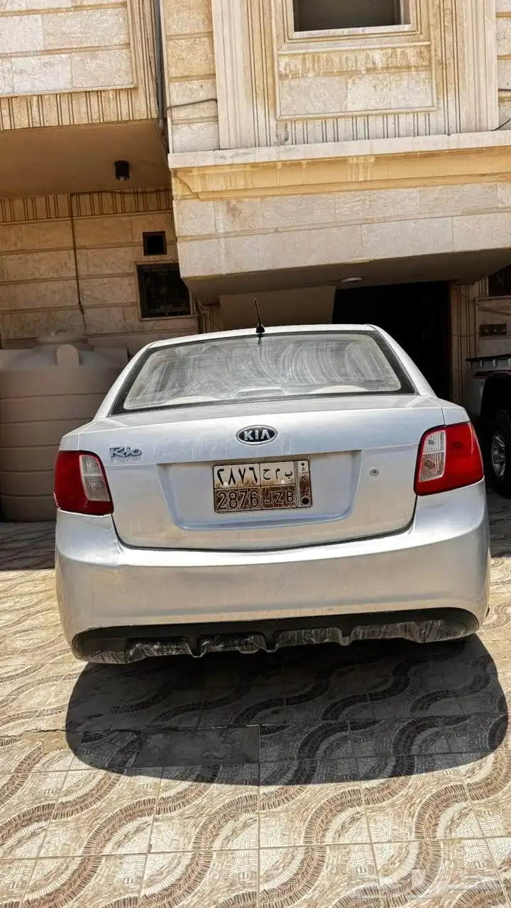للبيع كيا ريو 2012 3