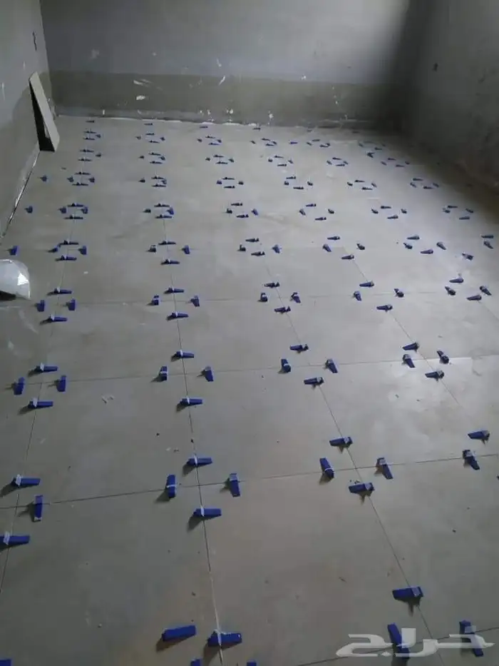 معلم بلاط ورخام وبرسلين على اكمل وجه طبقا للمعاير والمختطات 0