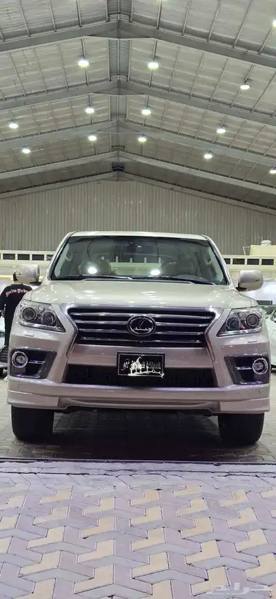 لكزس 2015 LX570CC بريمي 0