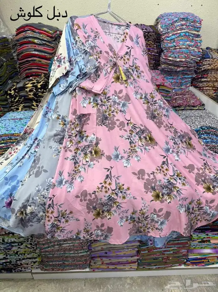 ملابس نسائ 1