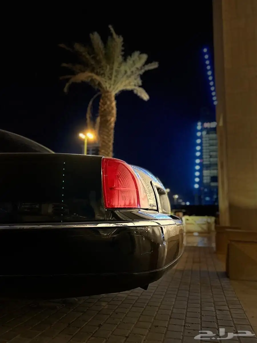Lincoln Towncar 2009 4