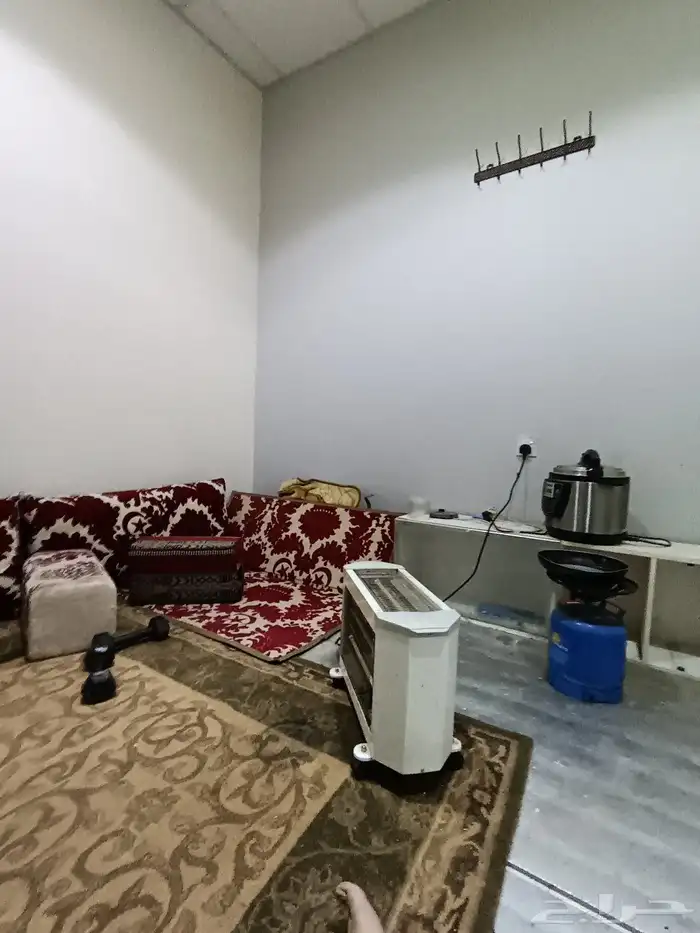 أثاث بسيط بسعر زين 0