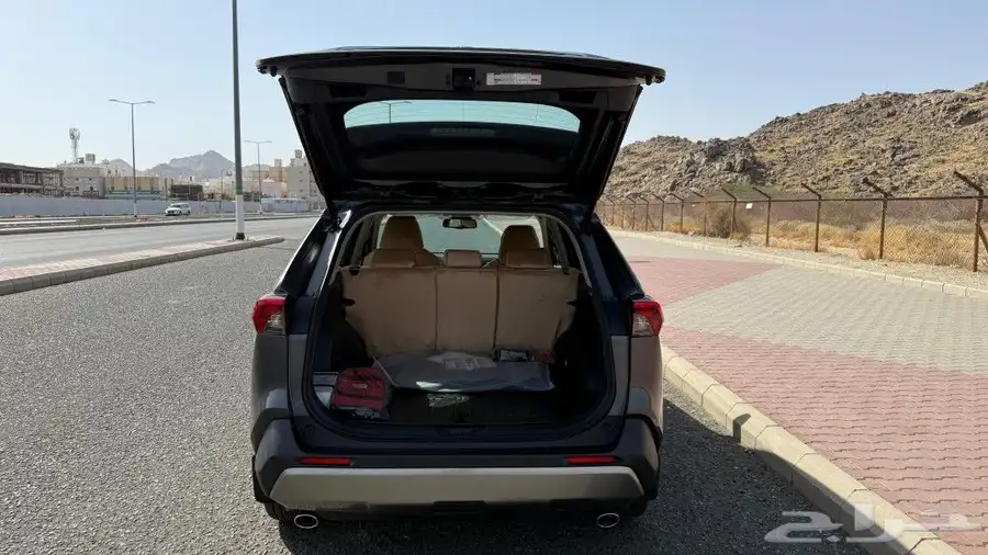 تويوتا راف 4 Rav 4 hybrid 3