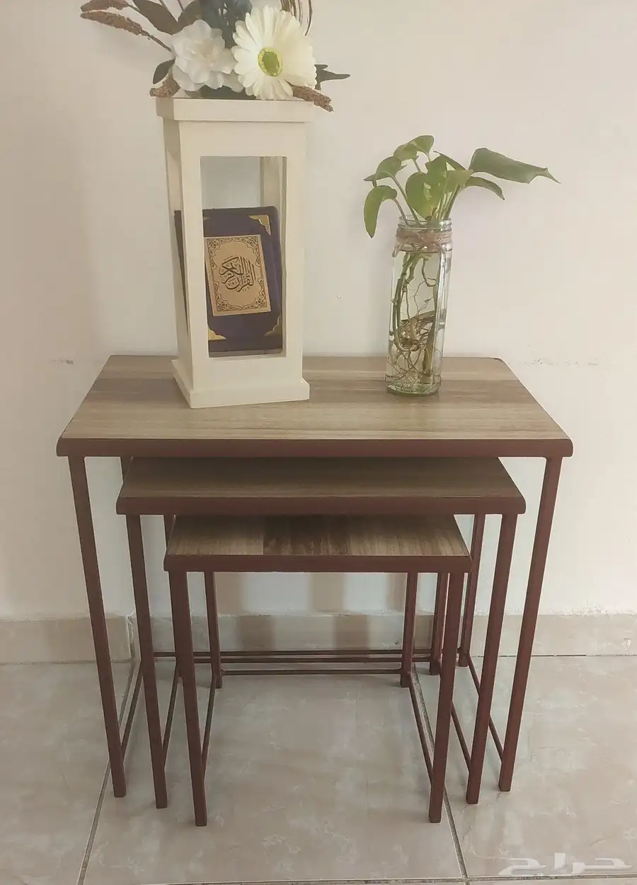 طاولات لون بني 0