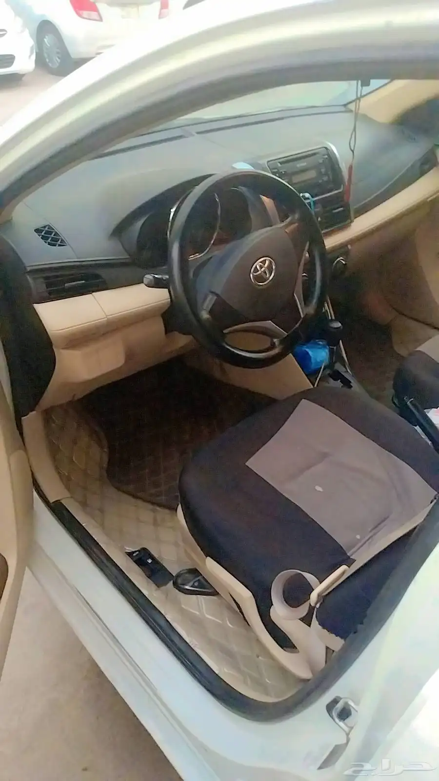 Toyota yaris 2015 model auto 5