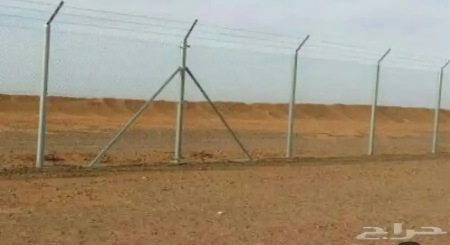 يوجد لدينا خشب اثل ونشتغل بيوت الطين وتركيب الشبوك المجلفنه 10
