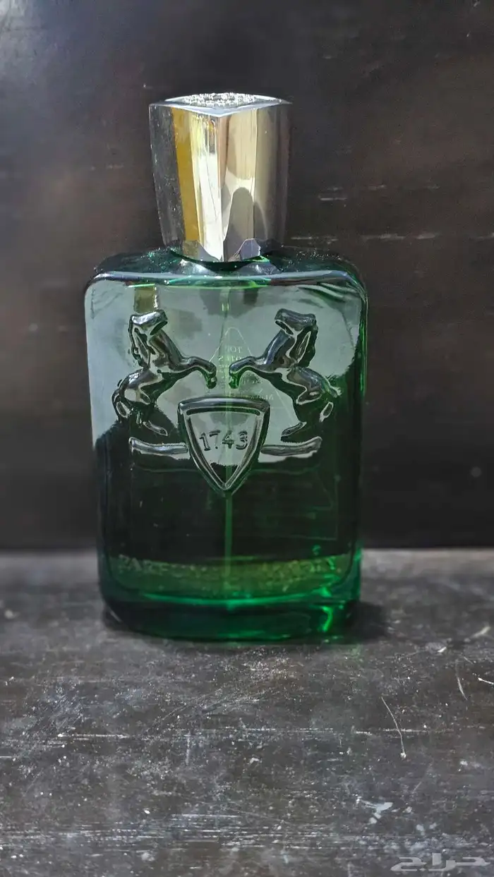 عطور تسترات اصليه وبسعر خيالي الي يبي يراسلني 0