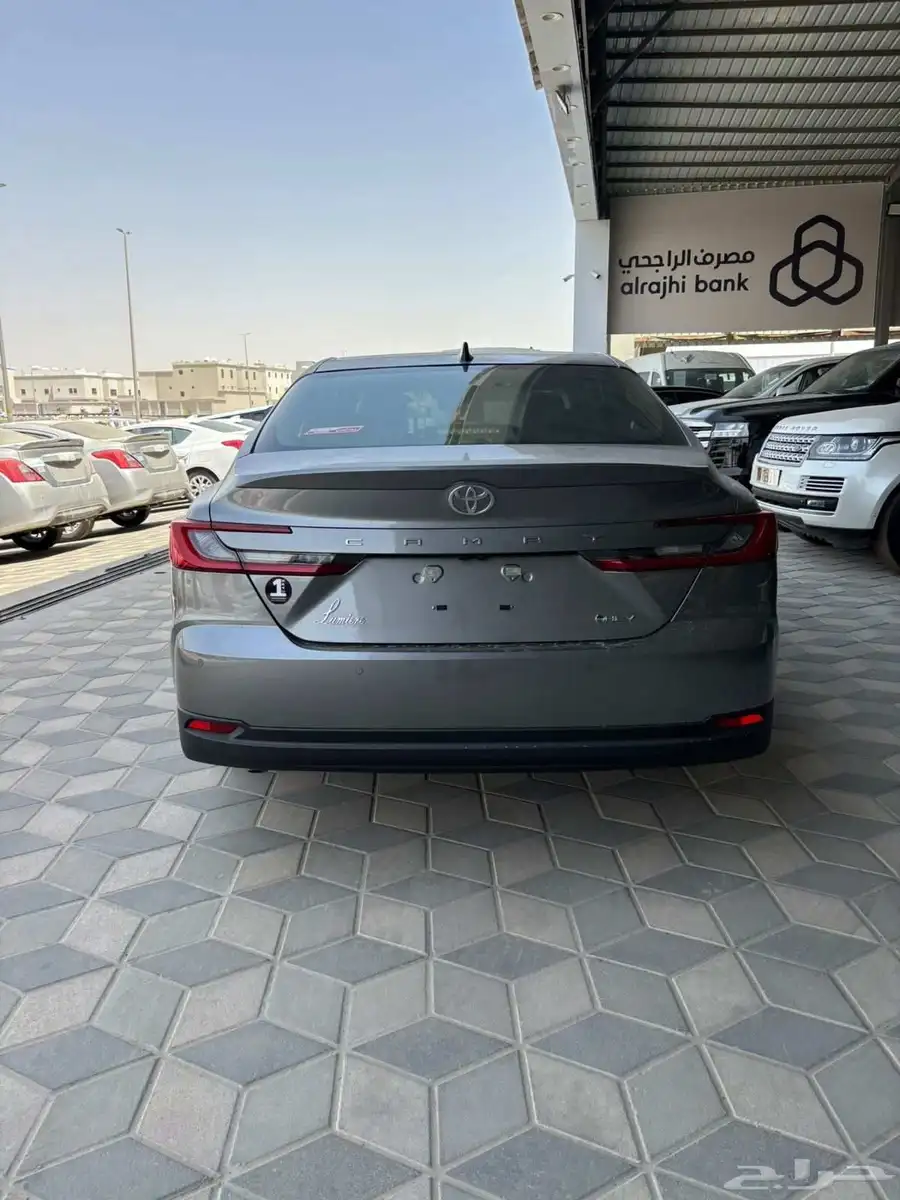 تويوتا كامري لومير هايبرد 2025 9