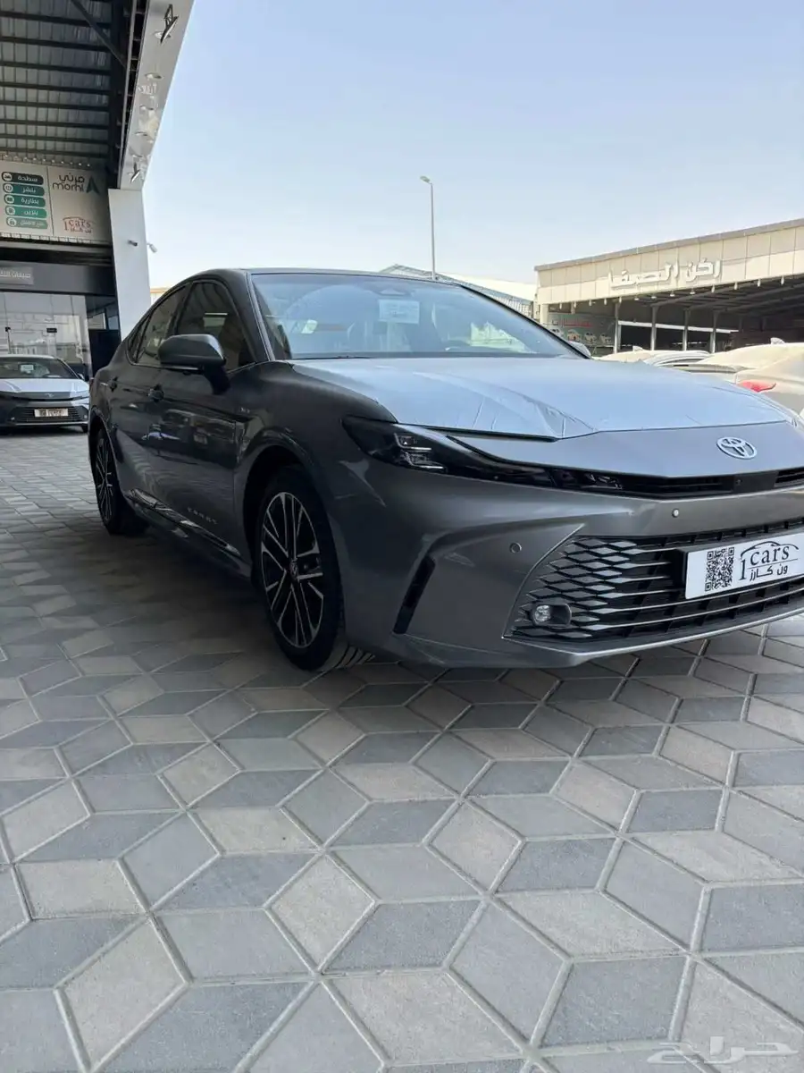 تويوتا كامري لومير هايبرد 2025 1