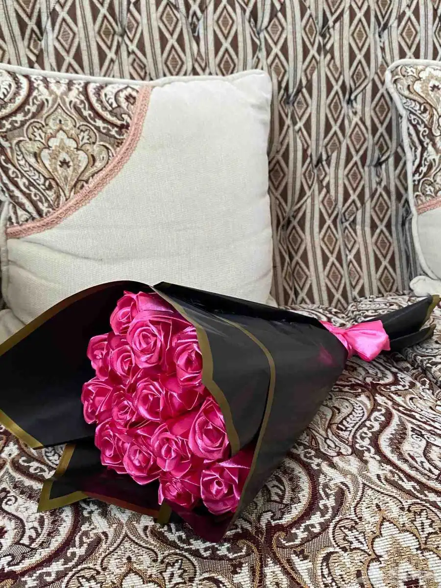 باقة ورد ساتان 0