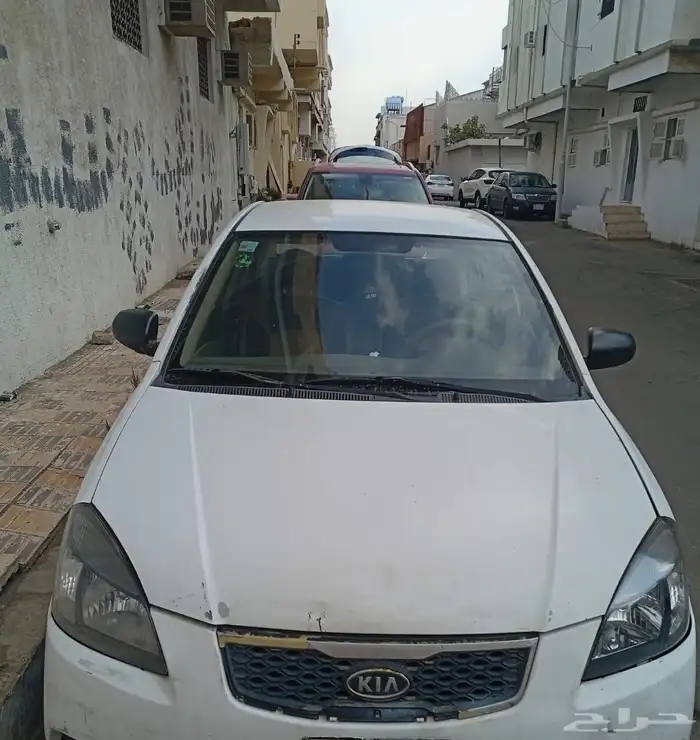للبيع سيارة ريو موديل 2011 3