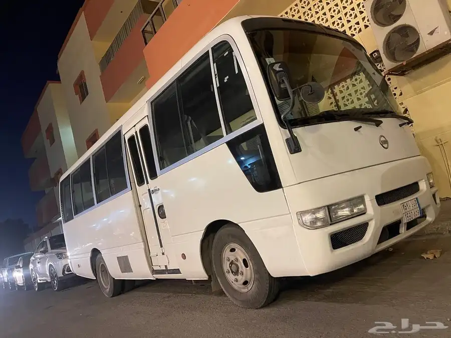 nissan civilian 2016 millage only 70 0